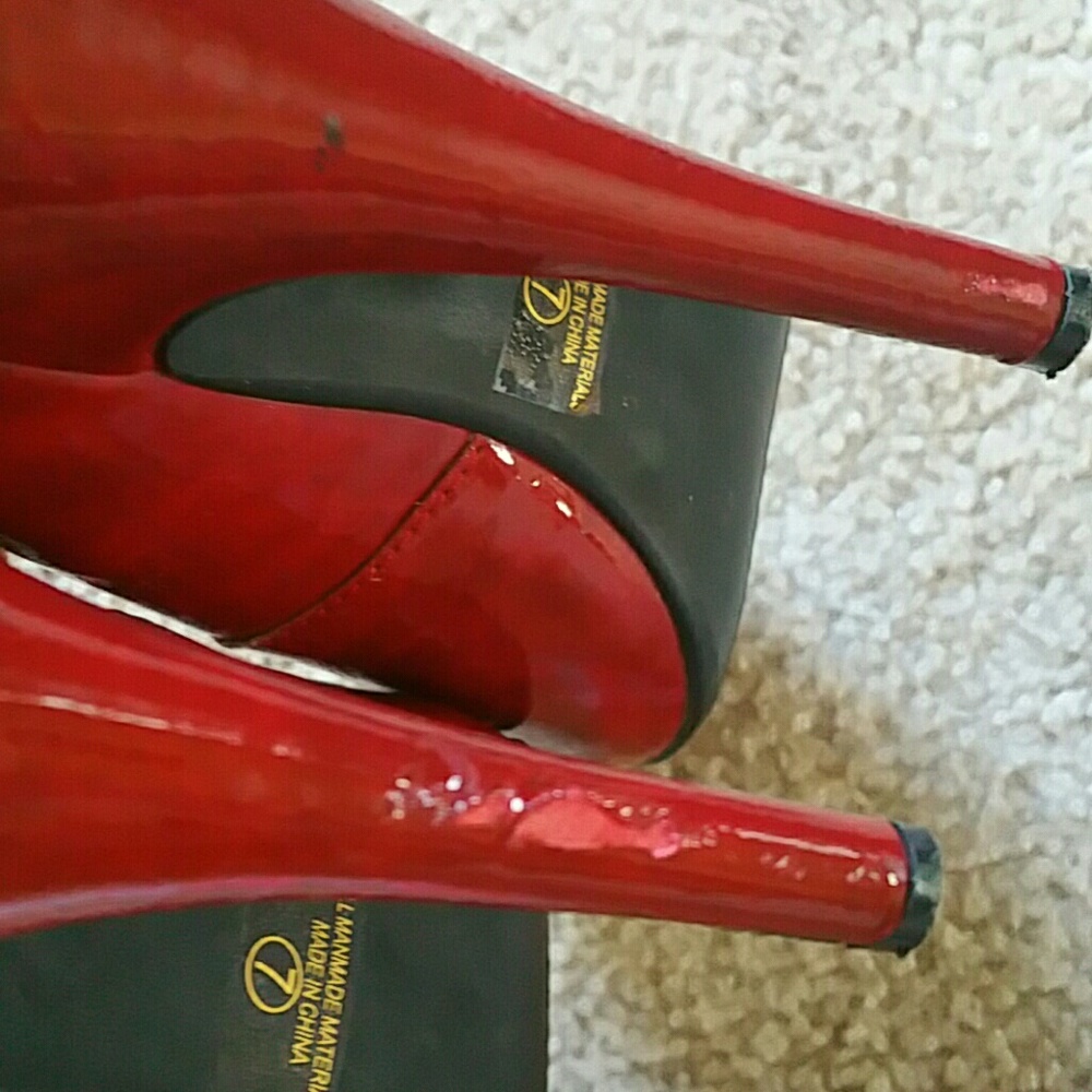 Red Open Toe Pumps - Picture 6 of 7